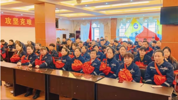 娄底PG电子实业表彰“三八红旗手”